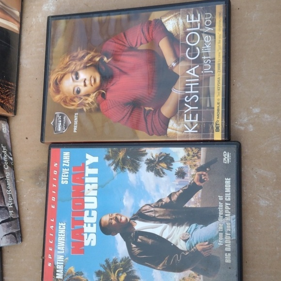DVD Lot - Picture 2 of 4